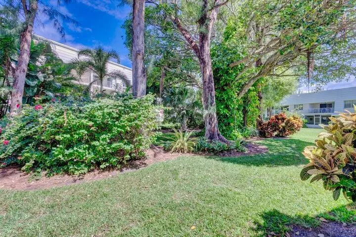 1201 SUGAR SANDS BOULEVARD #3 Singer Island, FL 33404