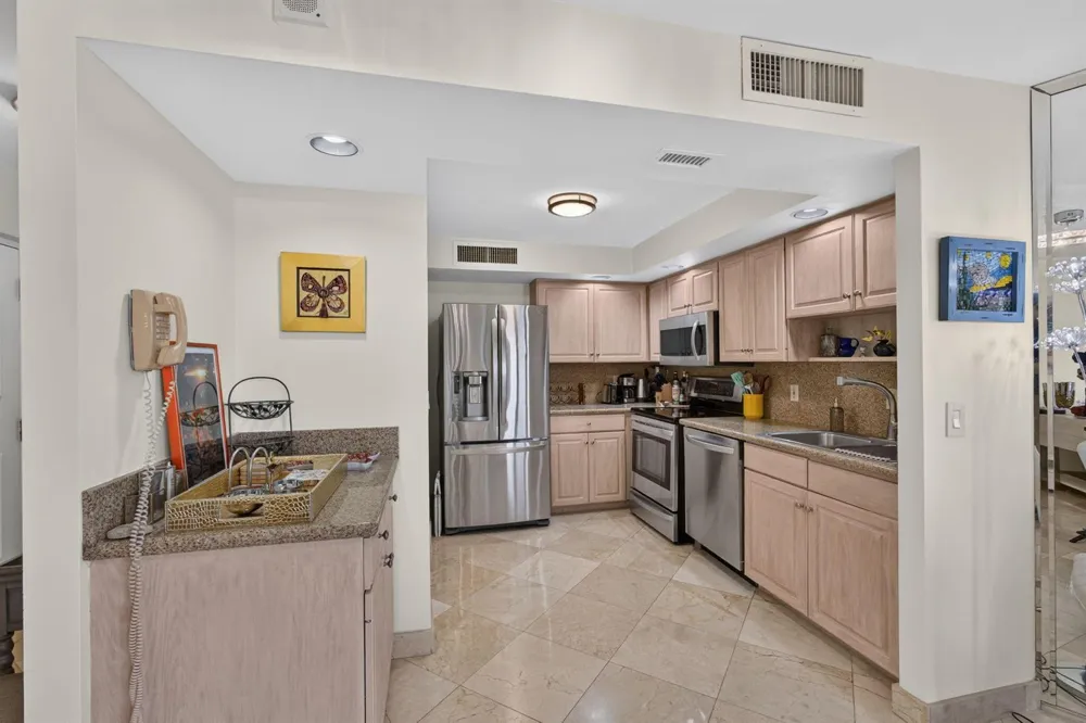 2800 OCEAN DRIVE #A-10D Singer Island, FL 33404