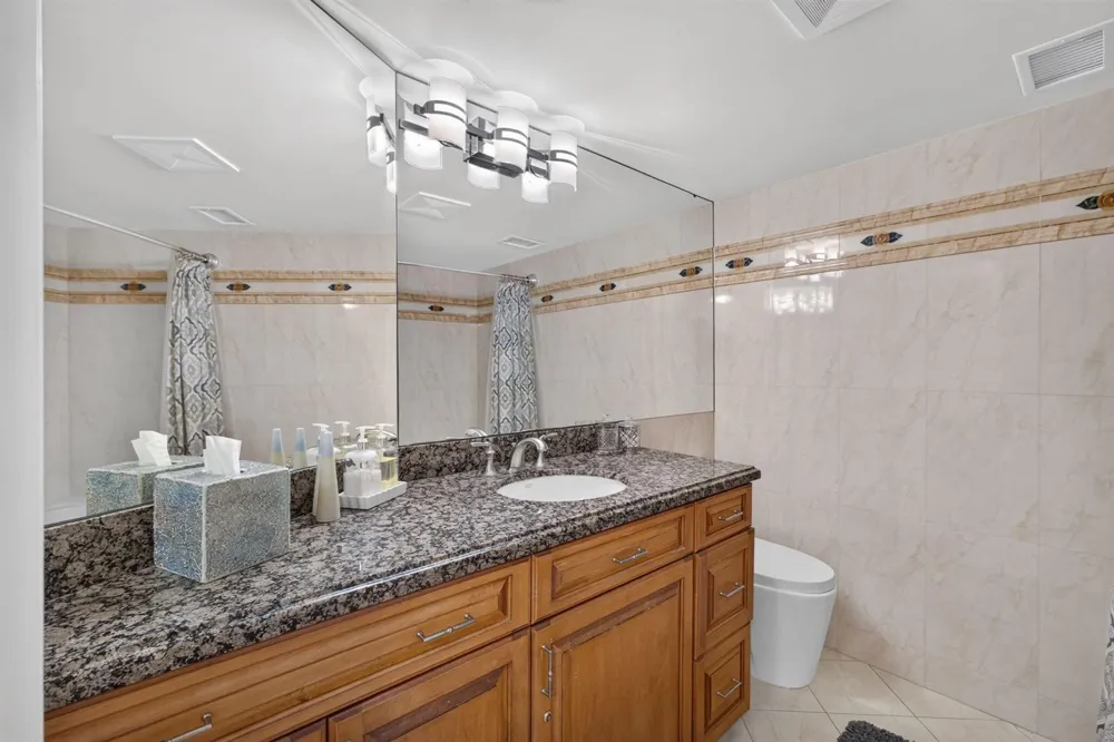 2800 OCEAN DRIVE #A-10D Singer Island, FL 33404