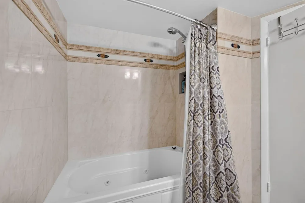 2800 OCEAN DRIVE #A-10D Singer Island, FL 33404