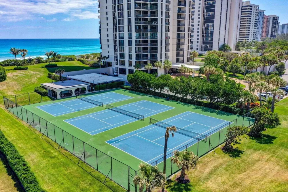 5380 OCEAN DRIVE #5B Singer Island, FL 33404