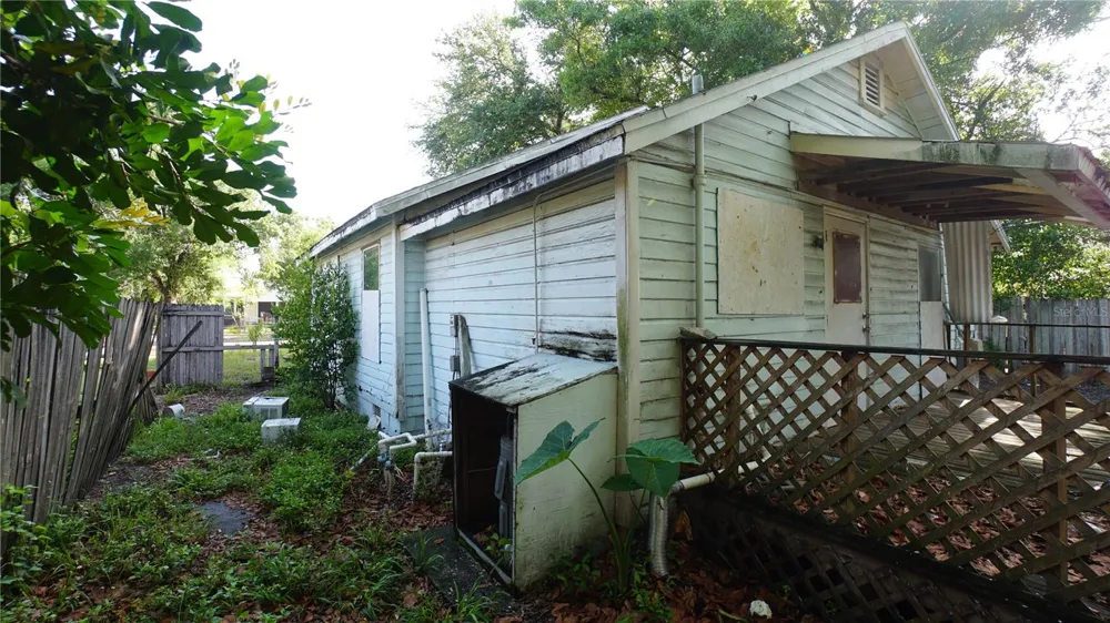 2135 44TH STREET S St Petersburg, FL 33711