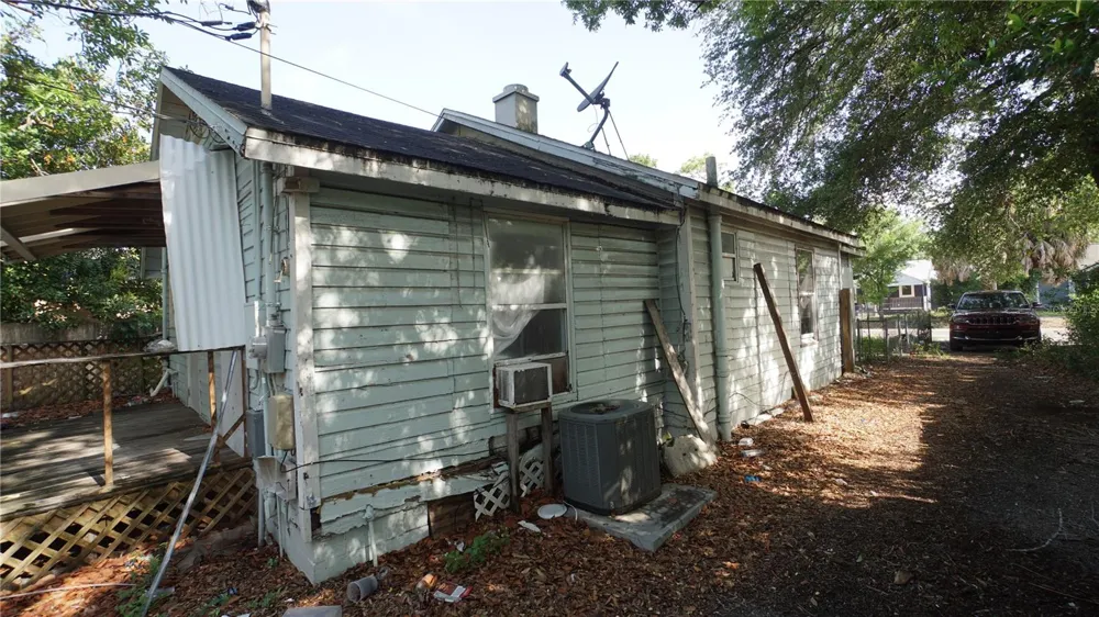 2135 44TH STREET S St Petersburg, FL 33711