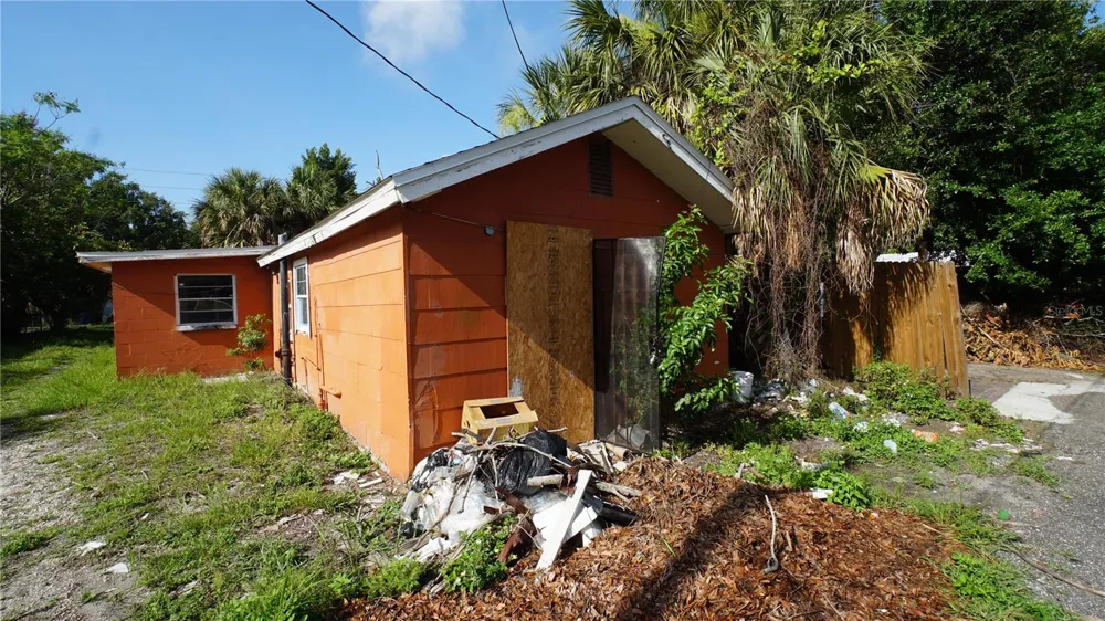 2135 44TH STREET S St Petersburg, FL 33711