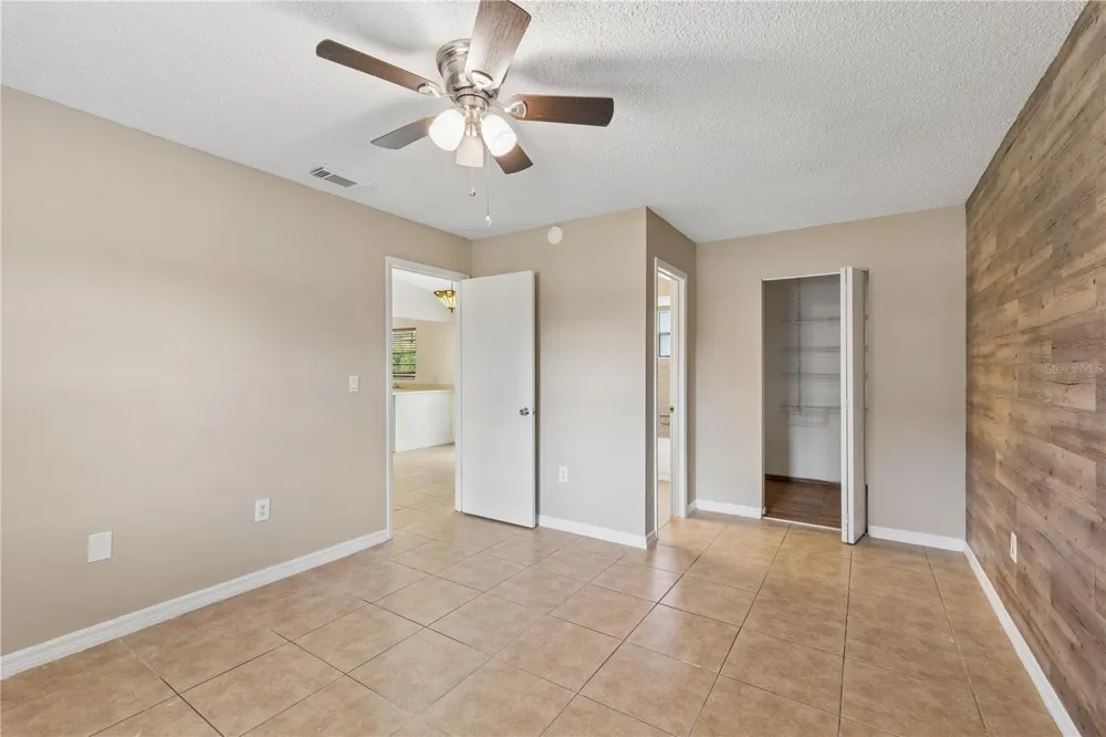 648 FLORIDIAN DRIVE Kissimmee, FL 34758