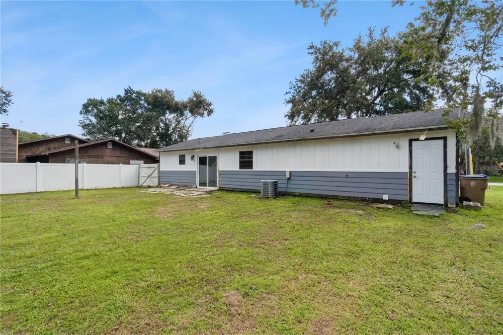 648 FLORIDIAN DRIVE Kissimmee, FL 34758