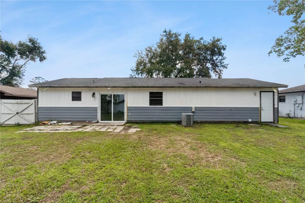 648 FLORIDIAN DRIVE Kissimmee, FL 34758