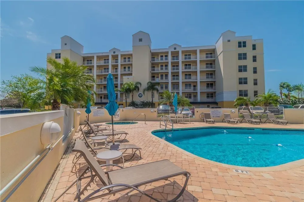 1200 COUNTRY CLUB DRIVE #2106 Largo, FL 33771