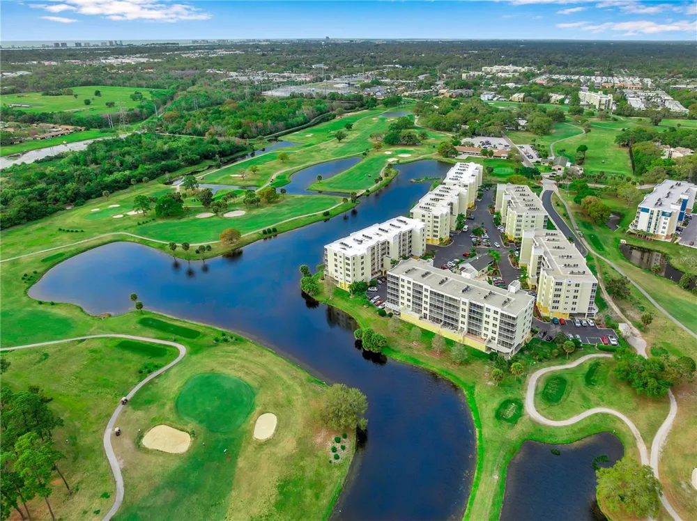 1200 COUNTRY CLUB DRIVE #2106 Largo, FL 33771