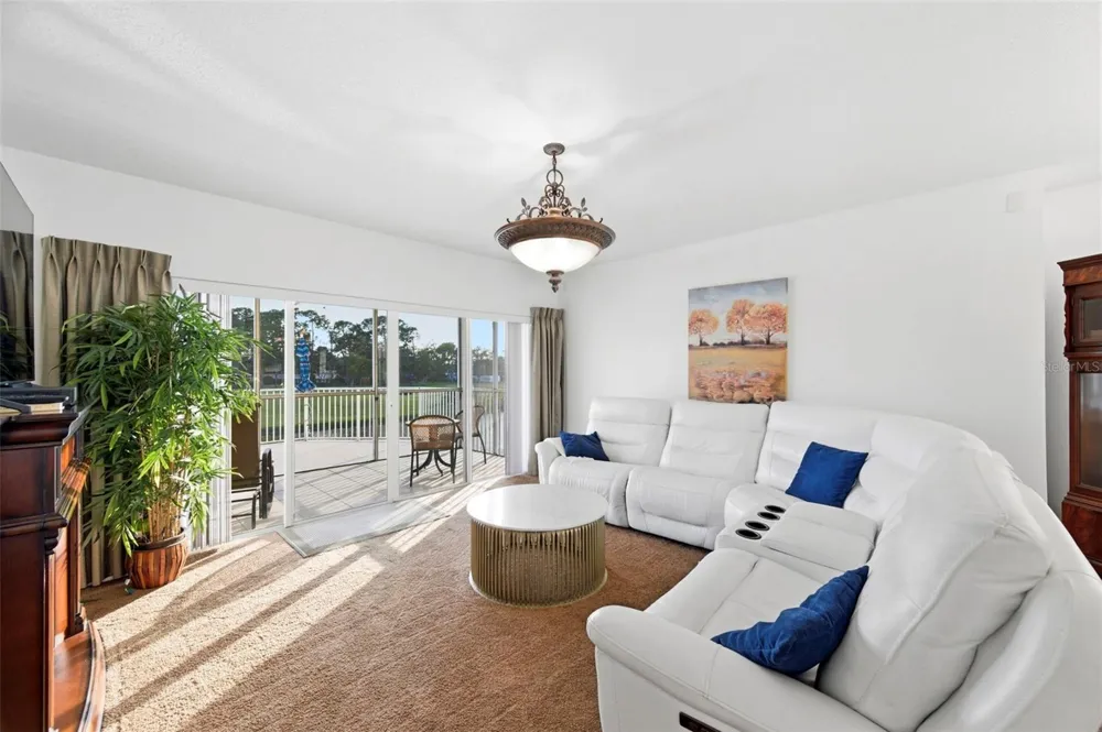 1200 COUNTRY CLUB DRIVE #2106 Largo, FL 33771