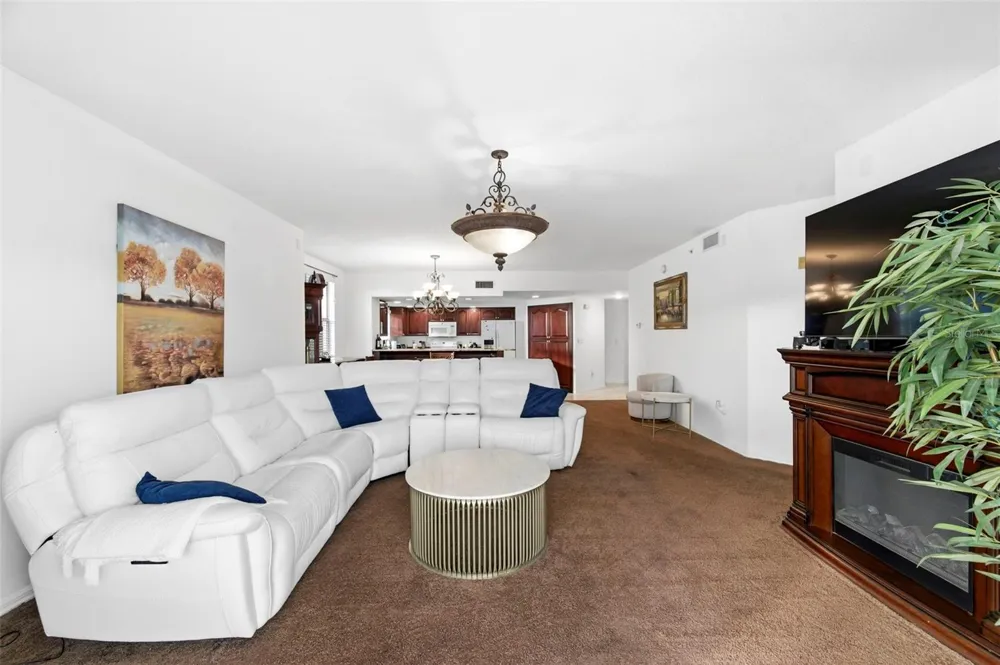 1200 COUNTRY CLUB DRIVE #2106 Largo, FL 33771
