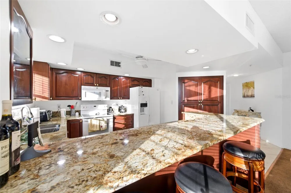 1200 COUNTRY CLUB DRIVE #2106 Largo, FL 33771