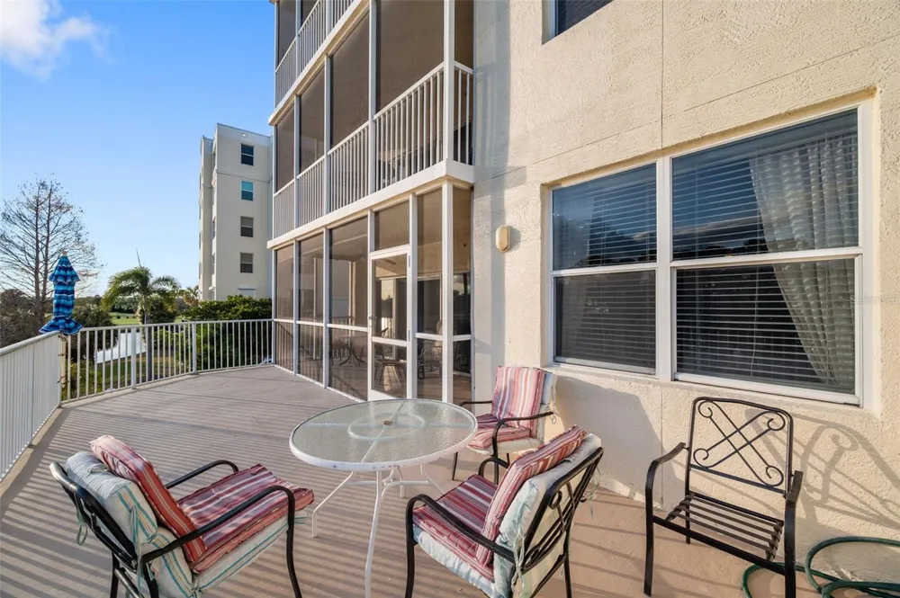 1200 COUNTRY CLUB DRIVE #2106 Largo, FL 33771