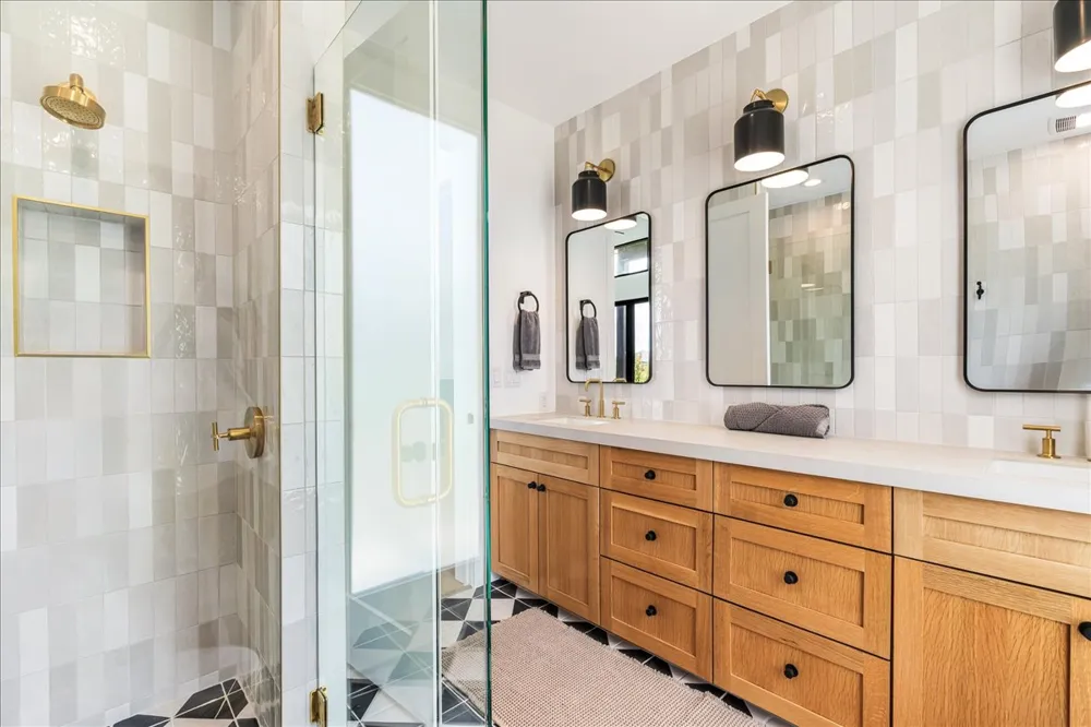9600 Stratus Drive Dripping Springs, TX 78620