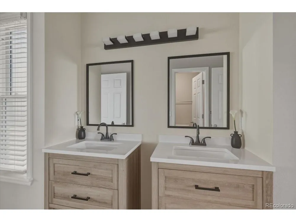 19333 E Prentice Place Centennial, CO 80015