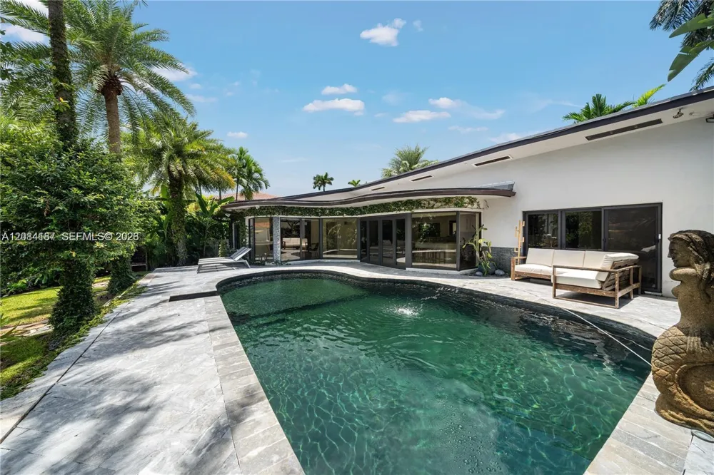 1160 NE 91st St Miami, FL 33138