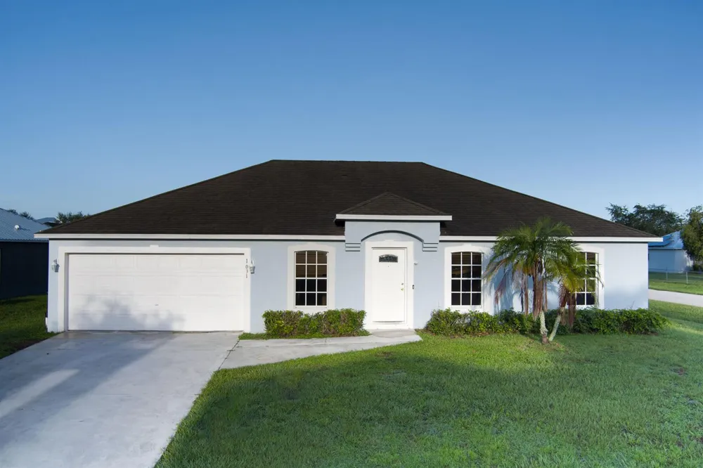 1031 SE 39TH TERRACE Okeechobee, FL 34974