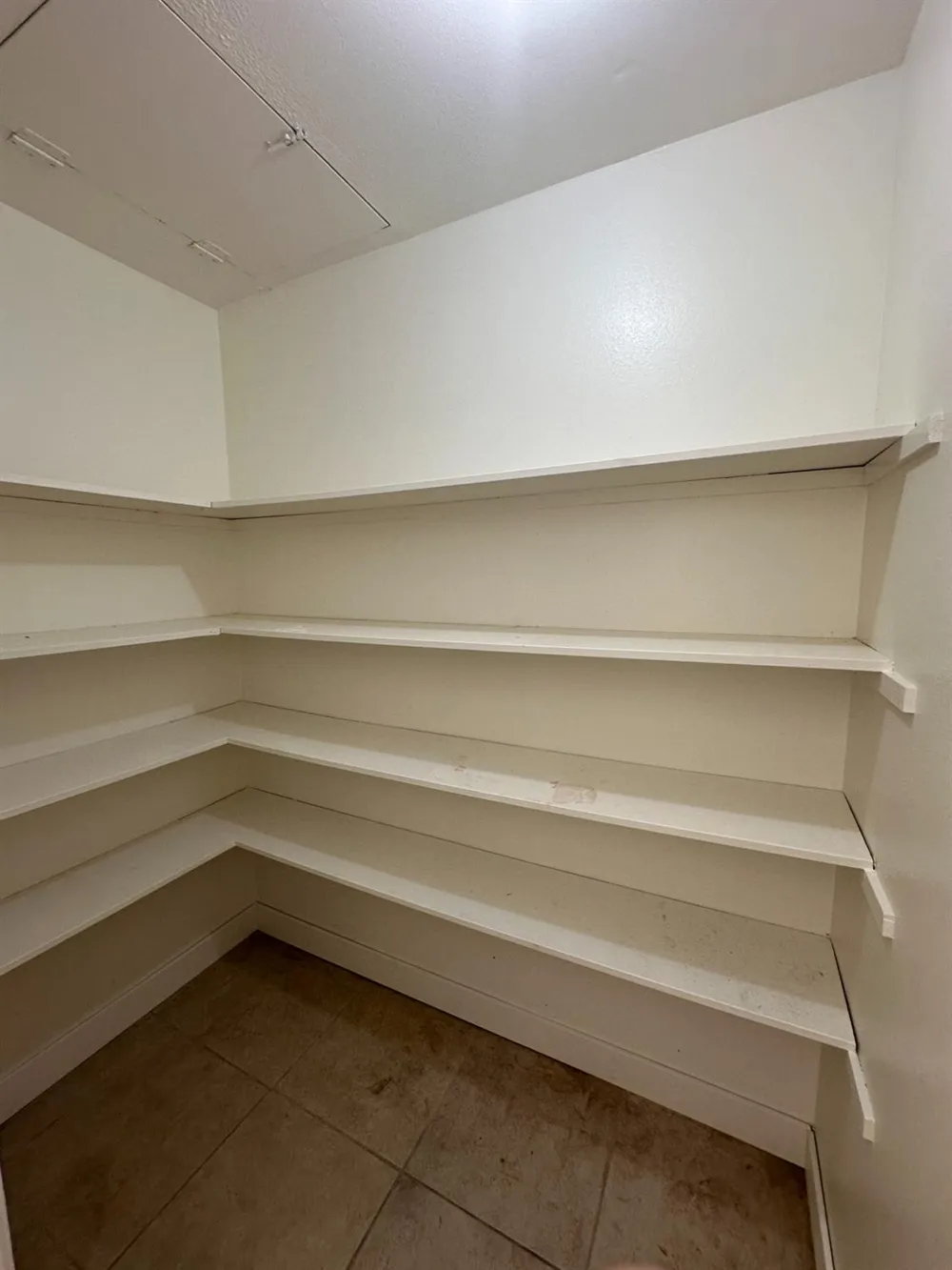 1108 Pierce Drive #101 Clovis, CA 93612