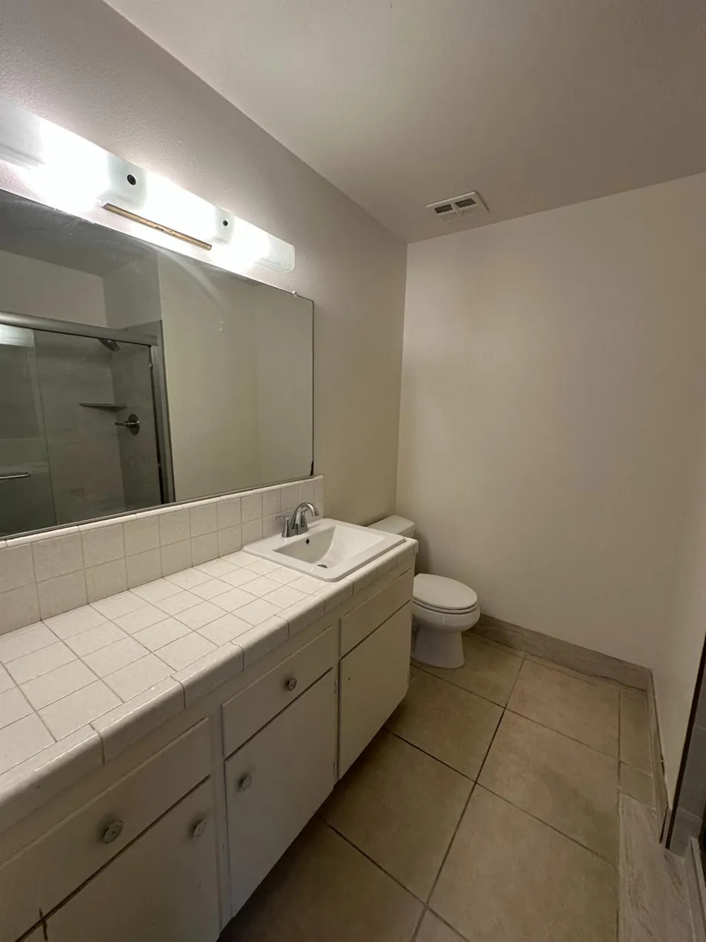 1108 Pierce Drive #101 Clovis, CA 93612