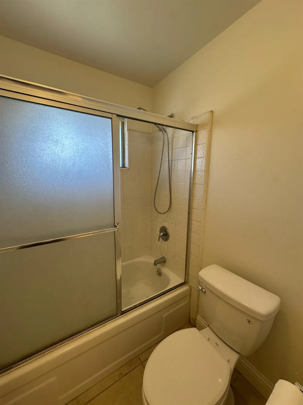 1108 Pierce Drive #101 Clovis, CA 93612