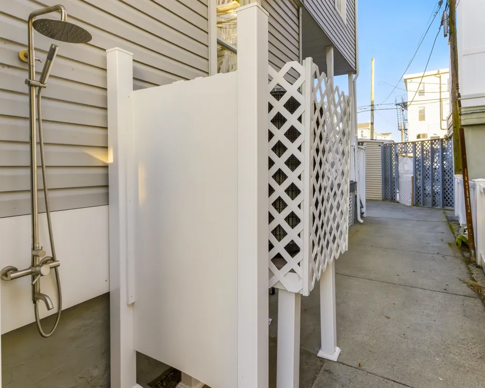 735 Wesley Avenue Ocean City, NJ 08226