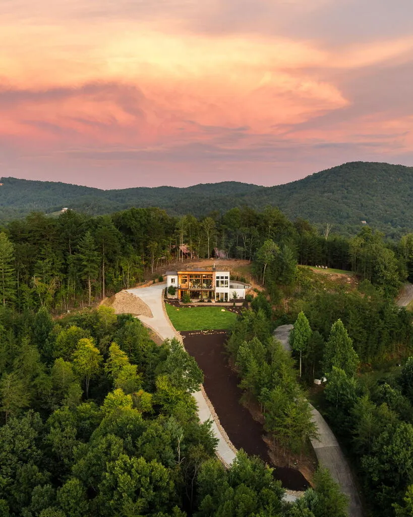 251 Angel Heart Lane Mineral Bluff, GA 30559