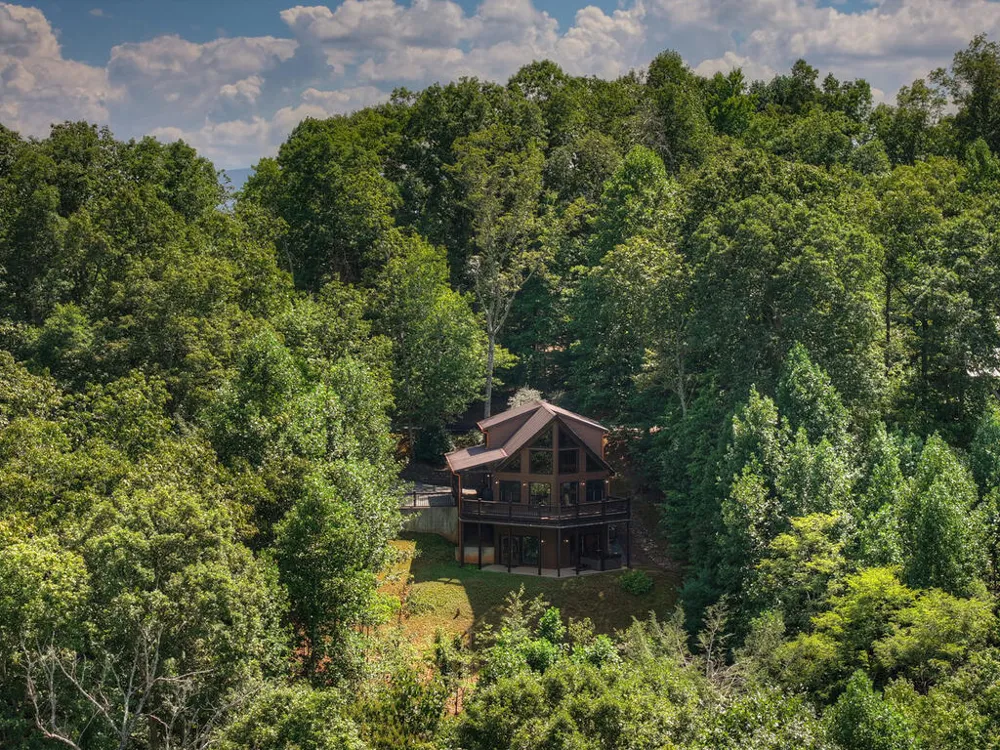 8 North Face Drive Blue Ridge, GA 30513