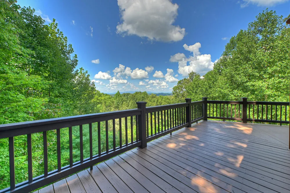 8 North Face Drive Blue Ridge, GA 30513