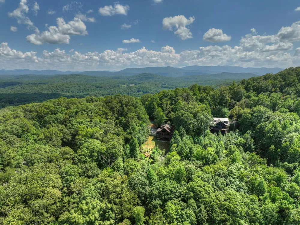 8 North Face Drive Blue Ridge, GA 30513