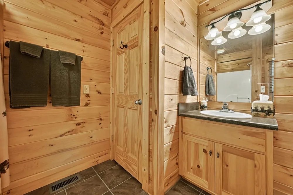 8 North Face Drive Blue Ridge, GA 30513