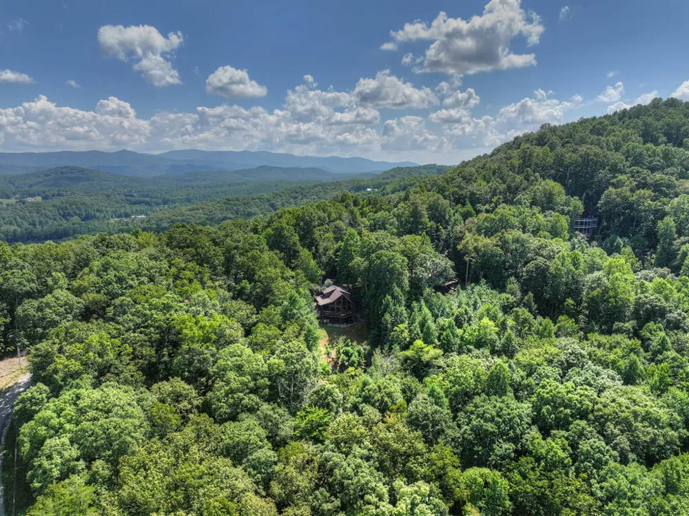 8 North Face Drive Blue Ridge, GA 30513