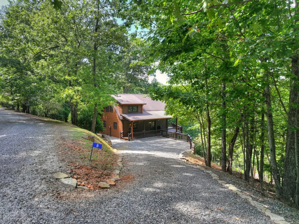 8 North Face Drive Blue Ridge, GA 30513