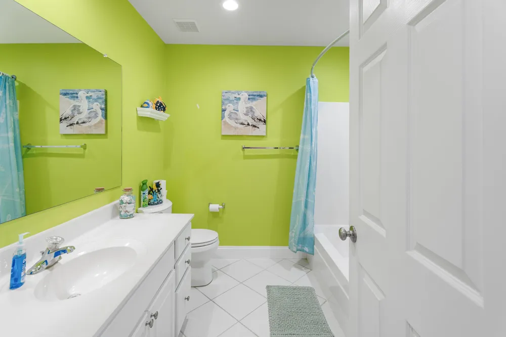 210 E Garfield Avenue Wildwood, NJ 08260