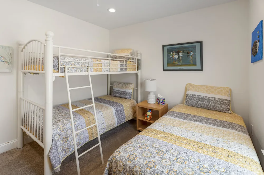 210 E Garfield Avenue Wildwood, NJ 08260