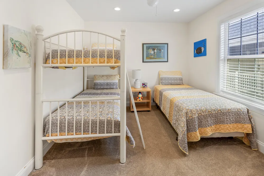 210 E Garfield Avenue Wildwood, NJ 08260