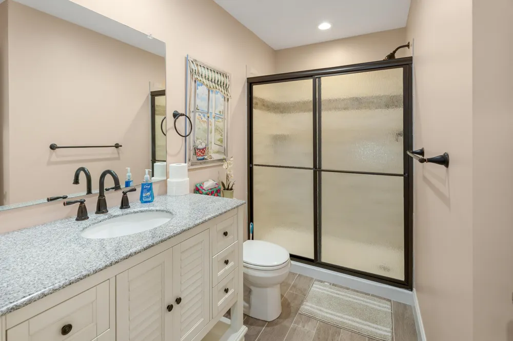 210 E Garfield Avenue Wildwood, NJ 08260