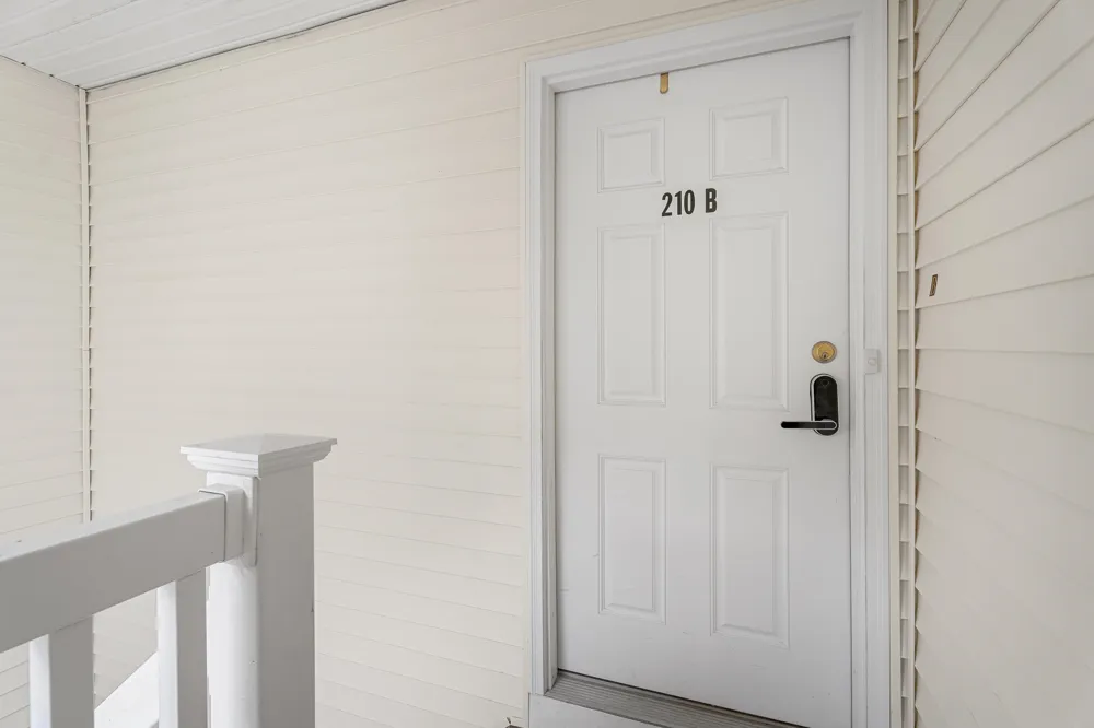 210 E Garfield Avenue Wildwood, NJ 08260