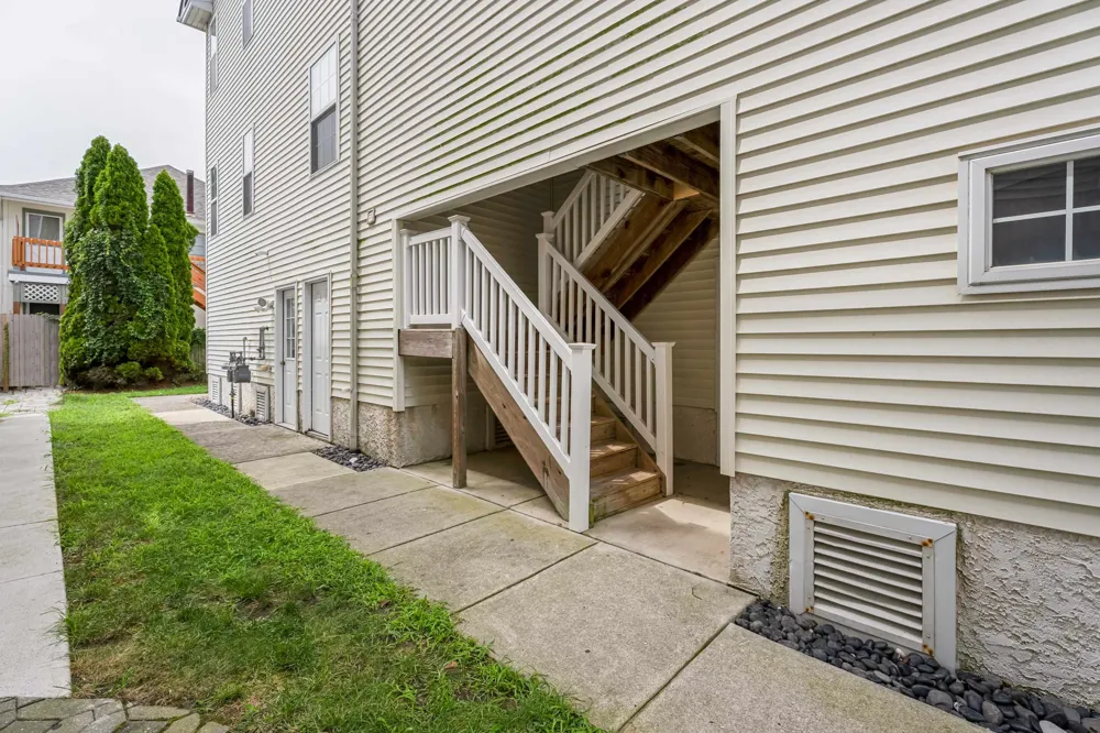 210 E Garfield Avenue Wildwood, NJ 08260