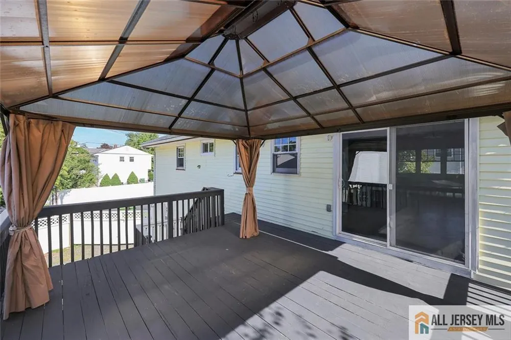 47 Gaskill Avenue Edison, NJ 08817