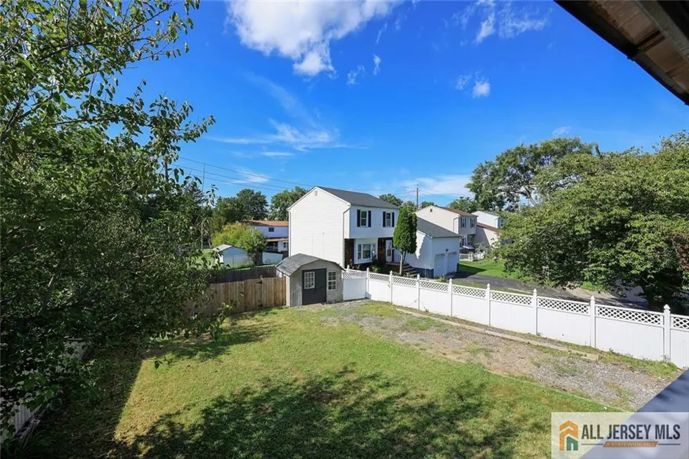 47 Gaskill Avenue Edison, NJ 08817