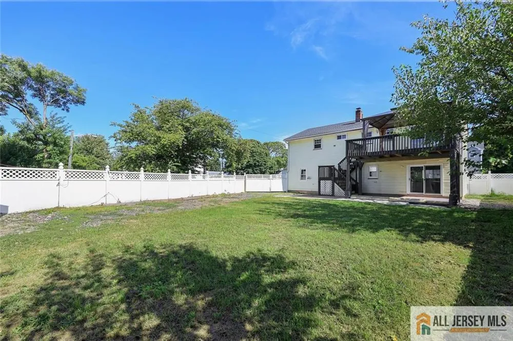 47 Gaskill Avenue Edison, NJ 08817