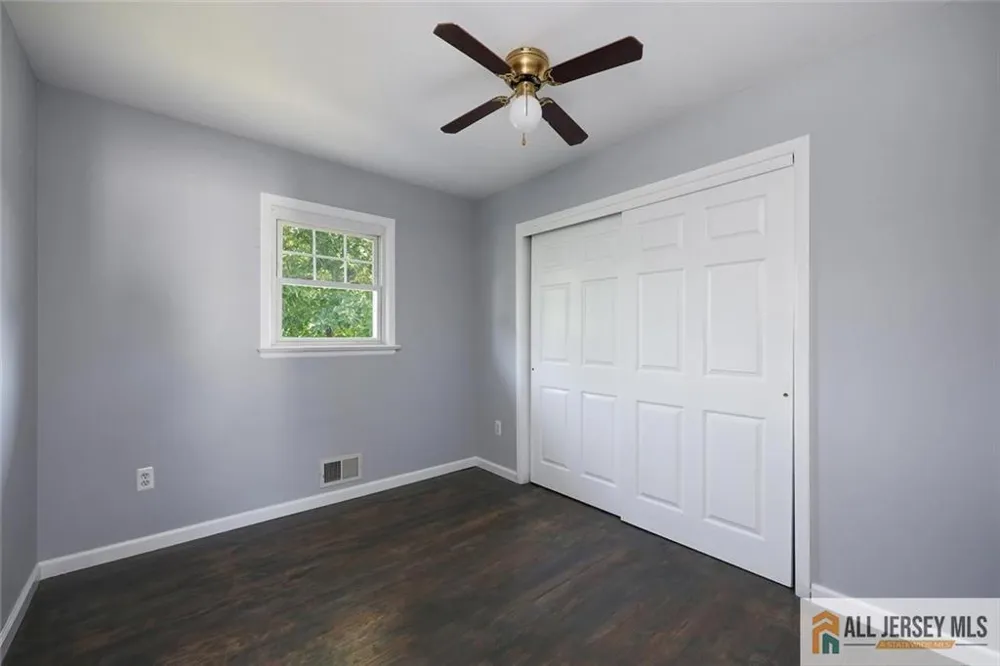 47 Gaskill Avenue Edison, NJ 08817