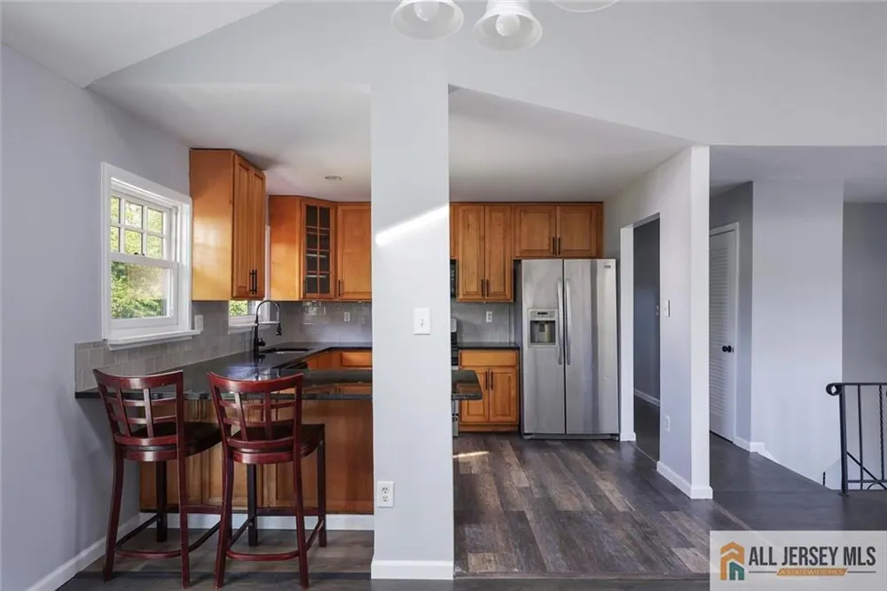 47 Gaskill Avenue Edison, NJ 08817