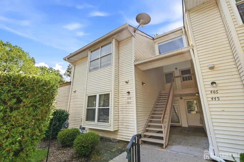 444 Bayberry Court Englishtown, NJ 07226