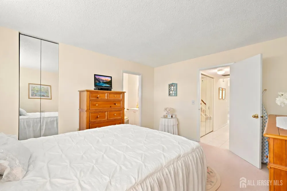 444 Bayberry Court Englishtown, NJ 07226