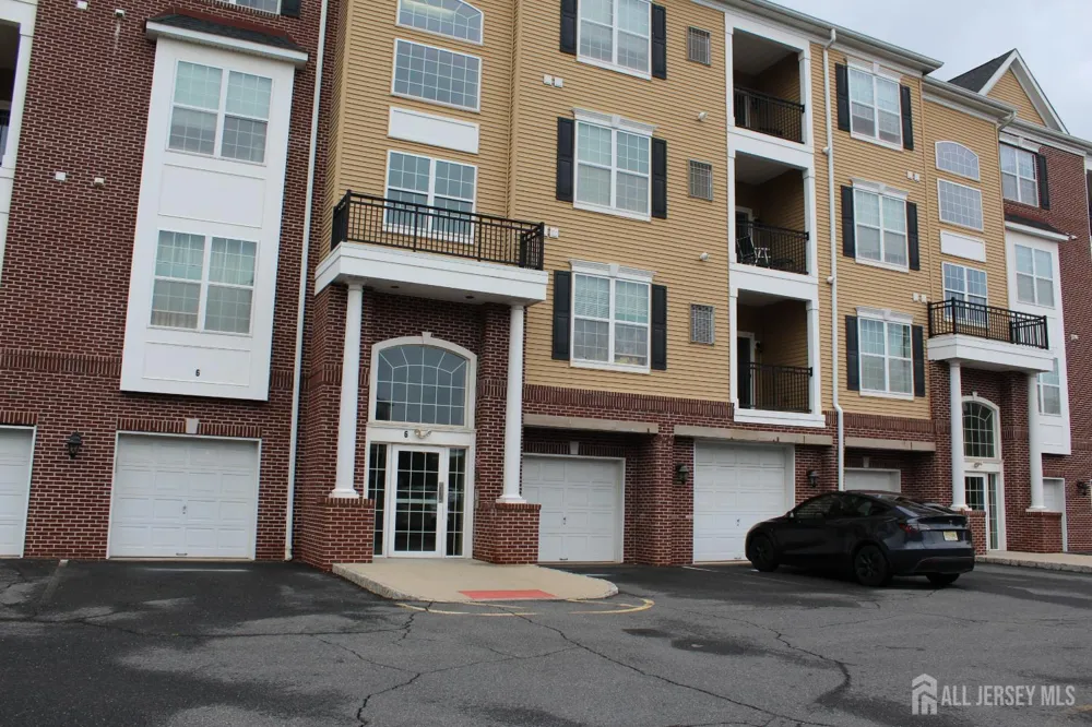 611 Doral Court Piscataway, NJ 08854