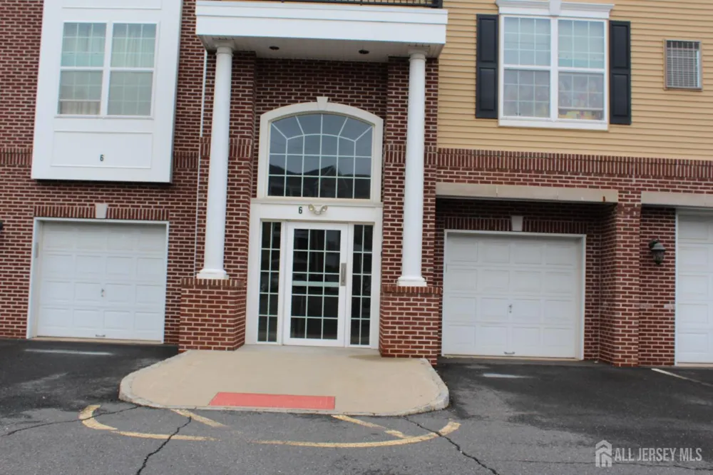611 Doral Court Piscataway, NJ 08854