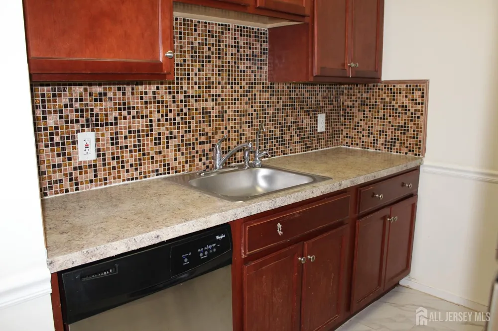 611 Doral Court Piscataway, NJ 08854