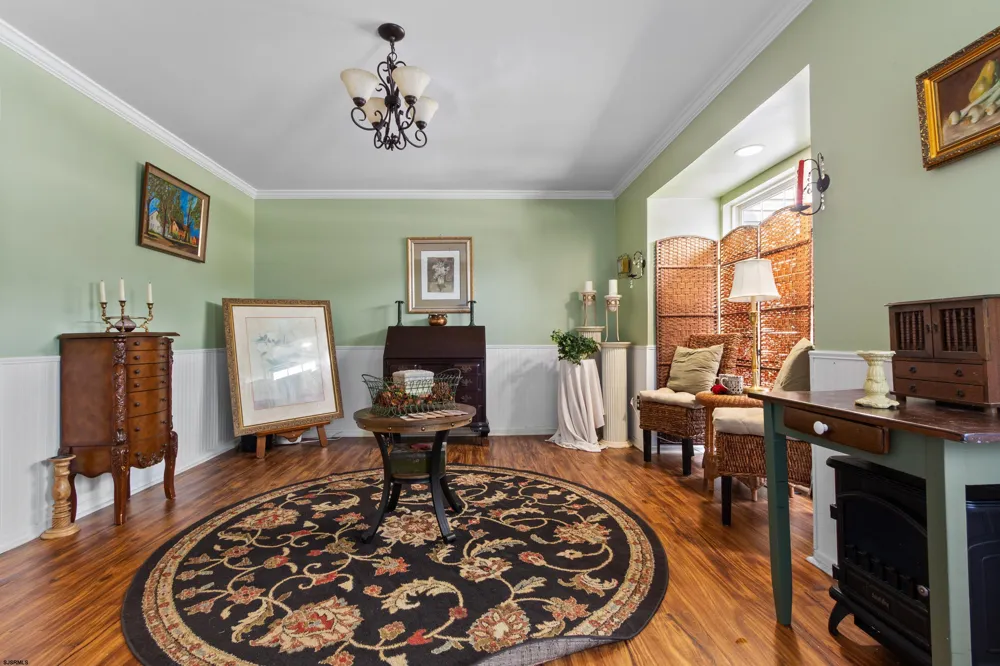 114 Pine Knoll Cir Hamilton Township, NJ 08330