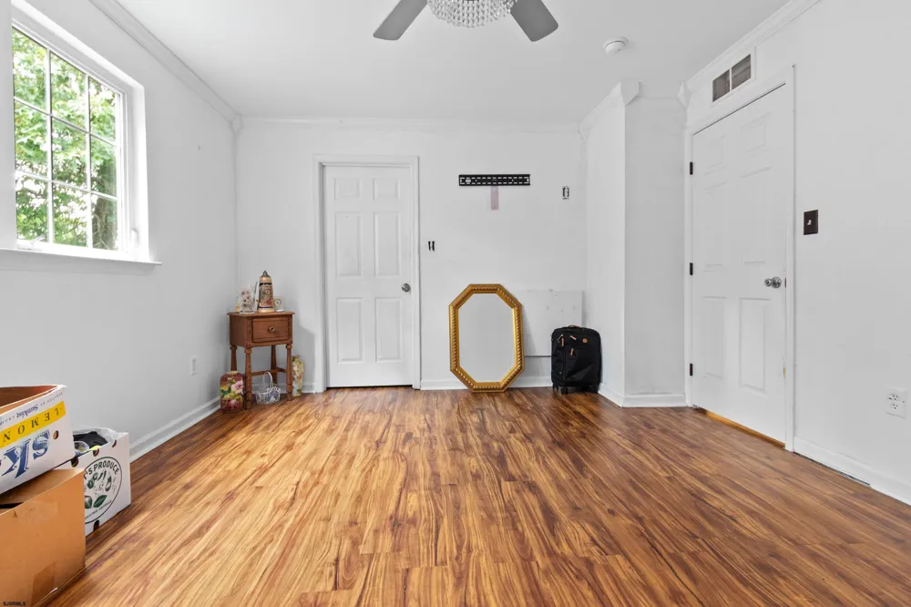 114 Pine Knoll Cir Hamilton Township, NJ 08330